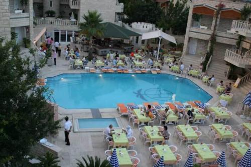 Бассейн отеля Havana Kemer 4*